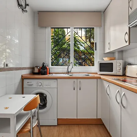 Appartement Seaview With Private Garden 5 Minutes Walk To The And Amenities *