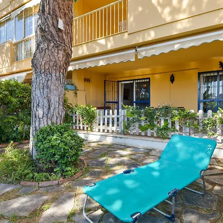 Seaview With Private Garden 5 Minutes Walk To The And Amenities アパート Sitio de Calahonda