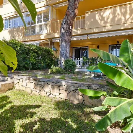 Seaview With Private Garden 5 Minutes Walk To The And Amenities アパート *