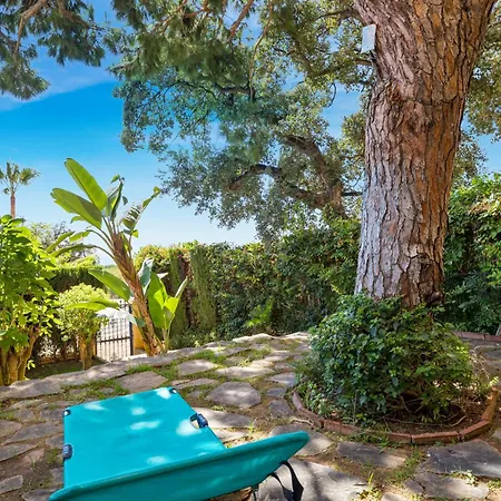 Seaview With Private Garden 5 Minutes Walk To The And Amenities Апартаменты Ситио-де-Калаонда